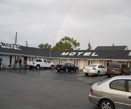 E-Lodge Near The Falls Niagara Falls Esterno foto