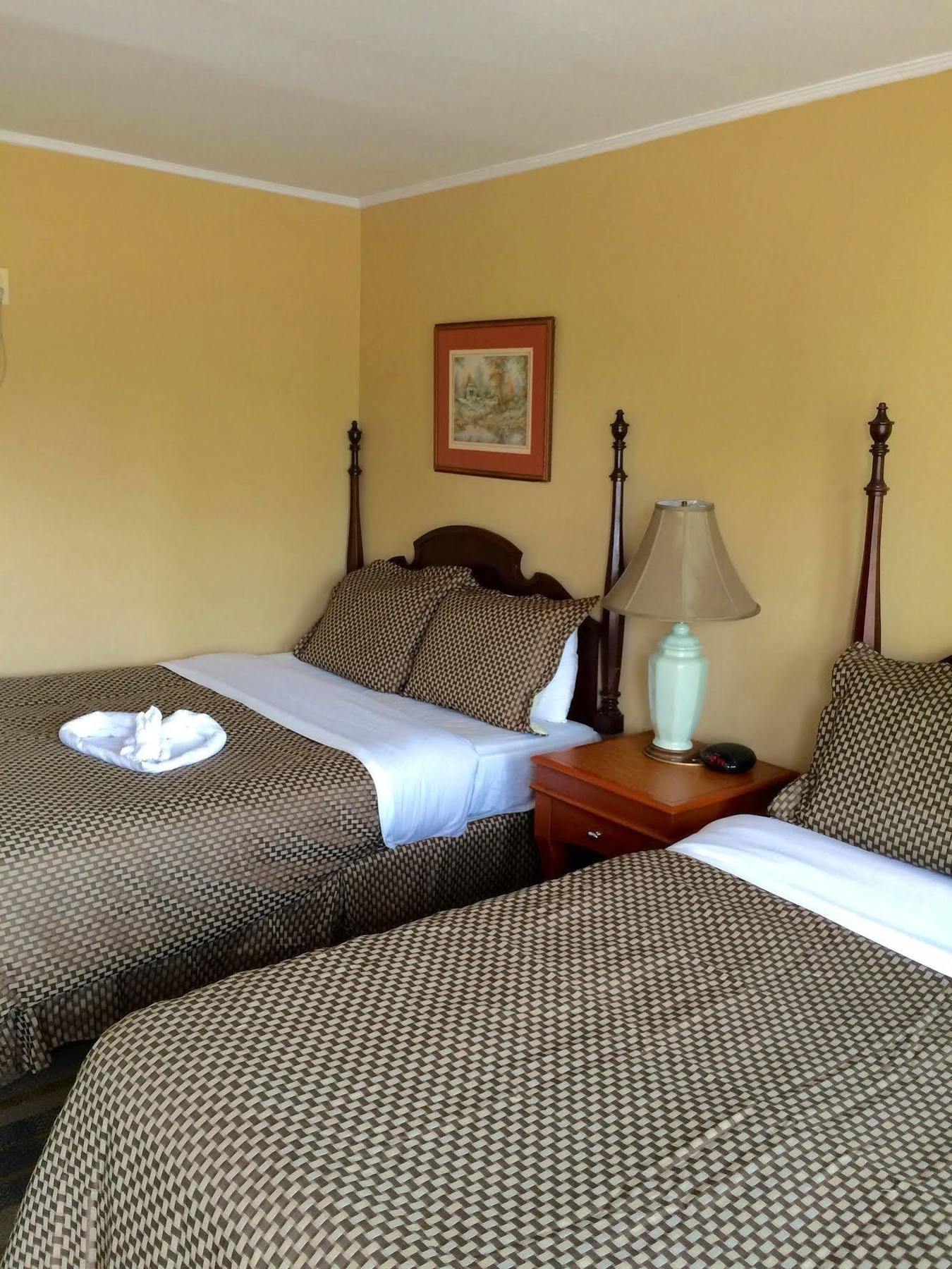E-Lodge Near The Falls Niagara Falls Esterno foto